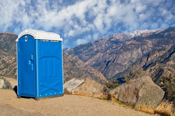 Best Porta potty delivery and setup  in West Salem, WI